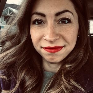 Meet your Posher, Natalie